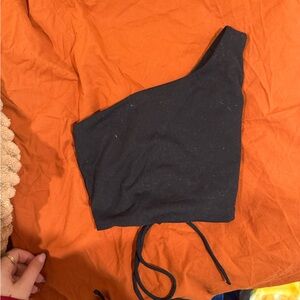 Black One-Shoulder Crop Top